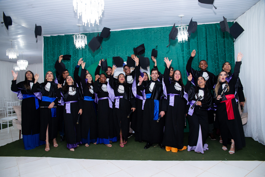Faculdade Anhanguera Unopar promoveu uma memorável cerimônia de formatura